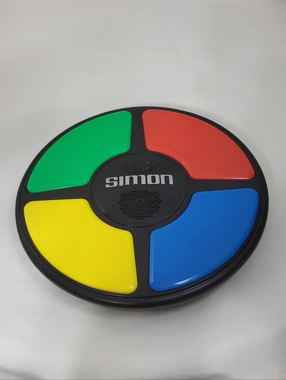 Hasbro Simon Handheld Electronic Memory Game